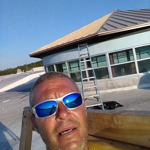 Meet your Posher, Chuck